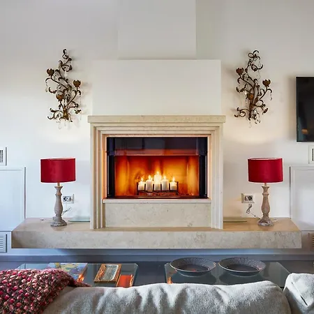 Scarlet Con Piscina Privata