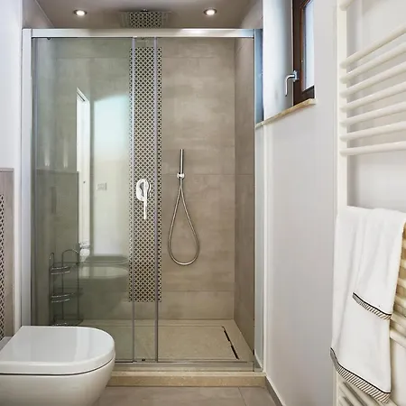 Scarlet Con Piscina Privata